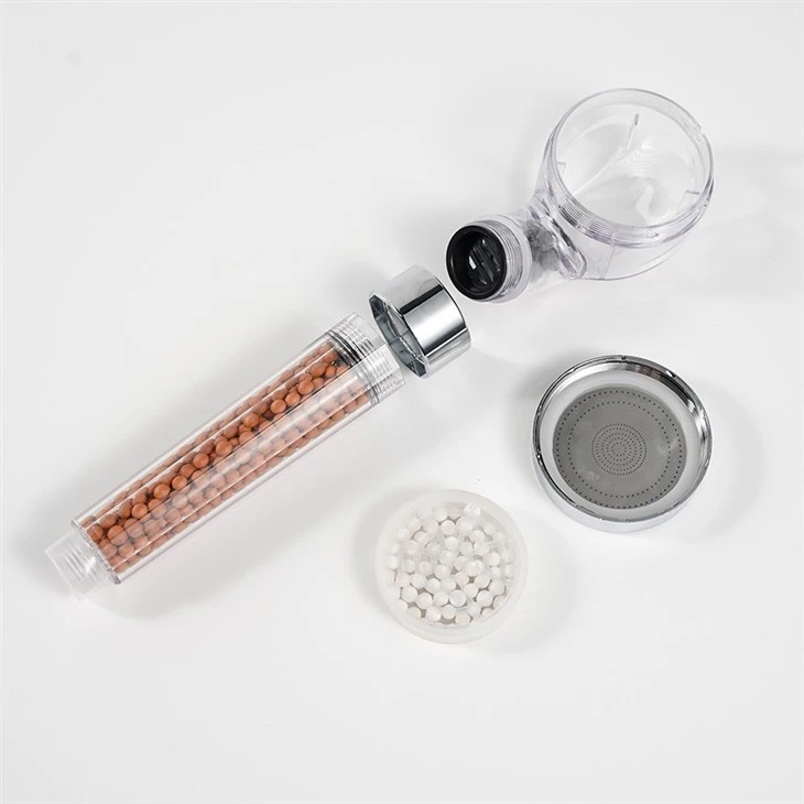 Filtered shower head 7